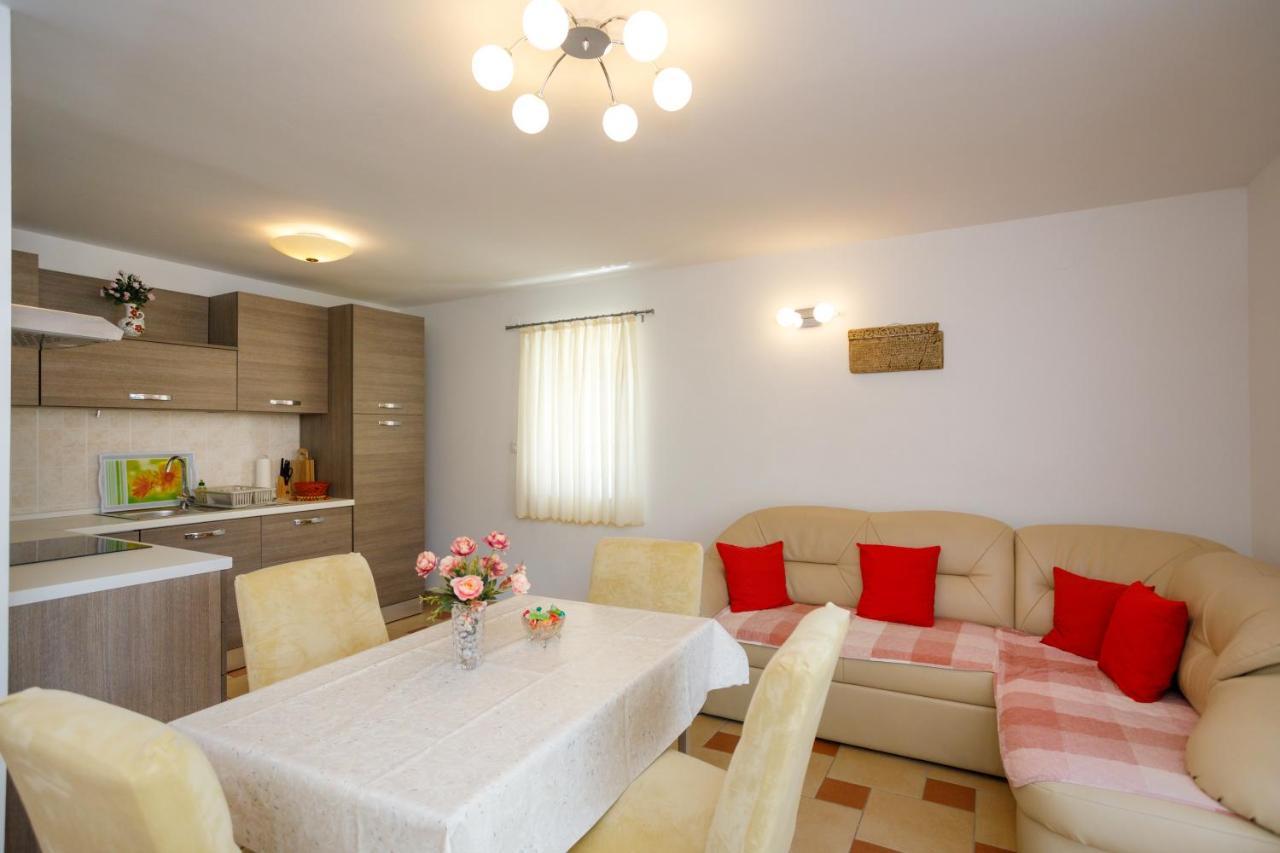 Apartmani Bakran Кърк Екстериор снимка