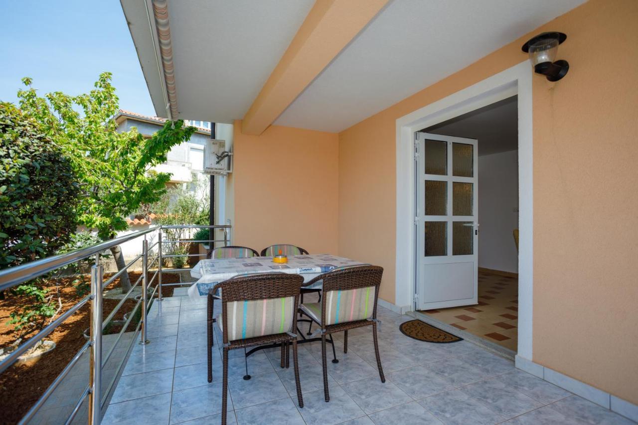 Apartmani Bakran Кърк Екстериор снимка