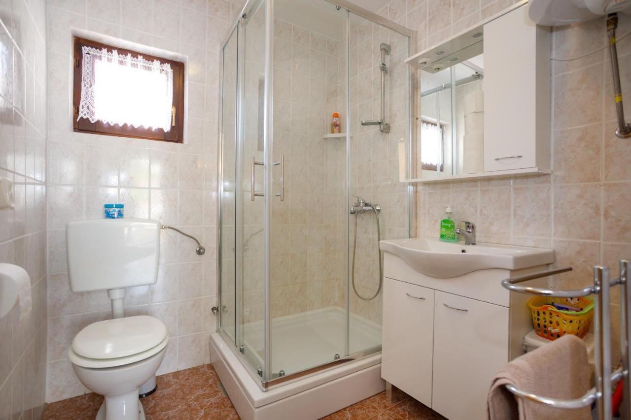 Apartmani Bakran Кърк Екстериор снимка