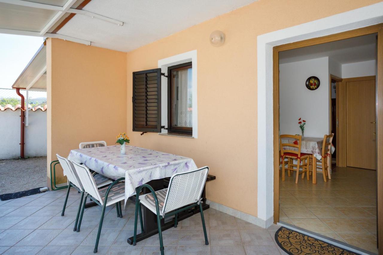 Apartmani Bakran Кърк Екстериор снимка