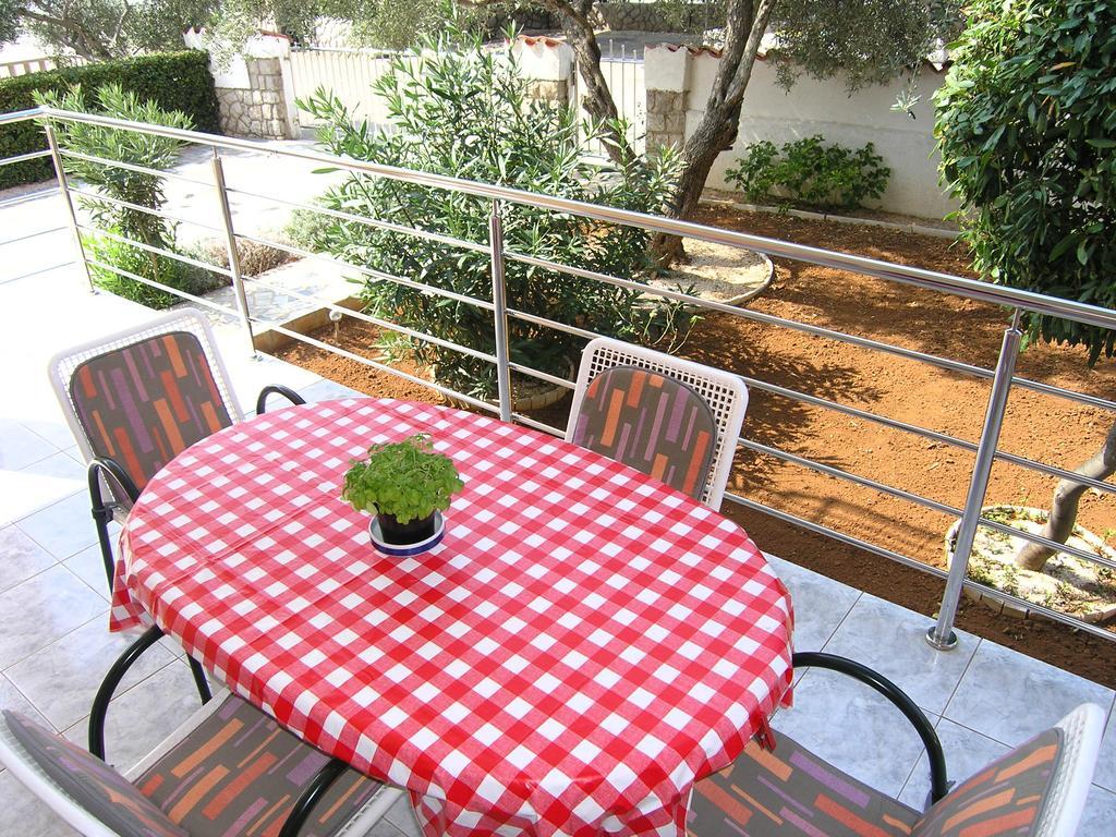 Apartmani Bakran Кърк Екстериор снимка